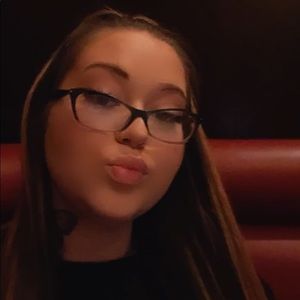 Meet your Posher, Bri